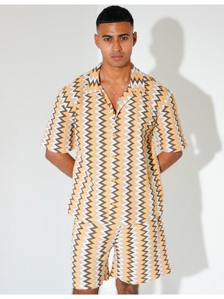 Ensemble short et chemise à motifs