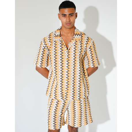 Ensemble short et chemise à motifs