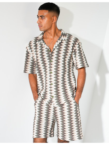 Ensemble short et chemise à motifs