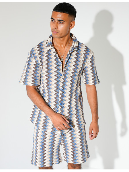 Ensemble short et chemise à motifs