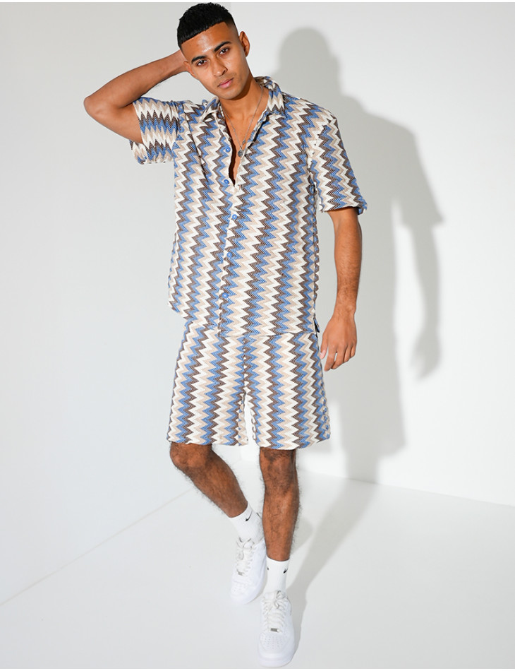 Ensemble short et chemise à motifs