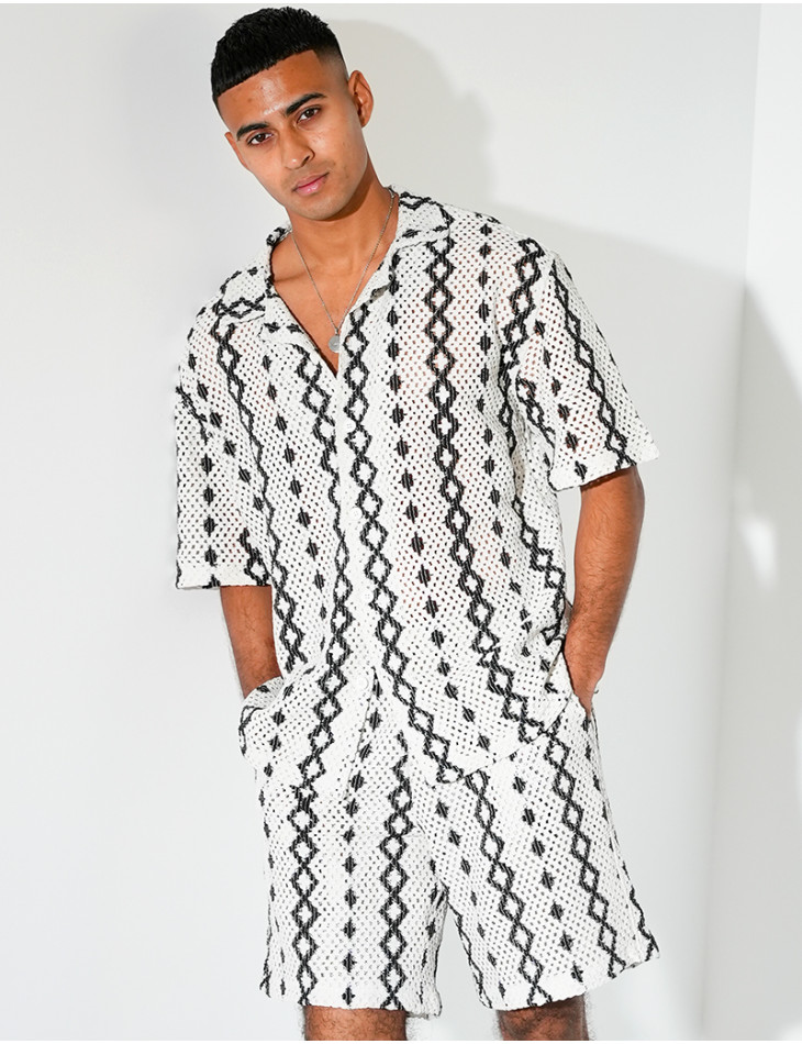 Ensemble ajouré short et chemise à motifs