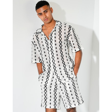 Ensemble ajouré short et chemise à motifs
