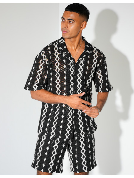 Ensemble ajouré short et chemise à motifs