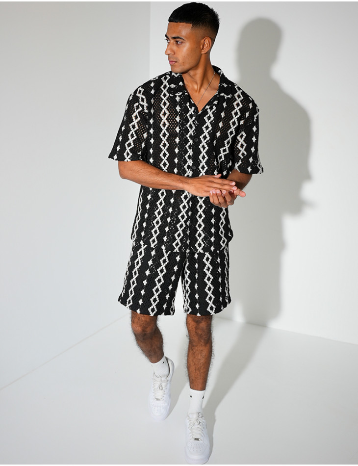 Ensemble ajouré short et chemise à motifs