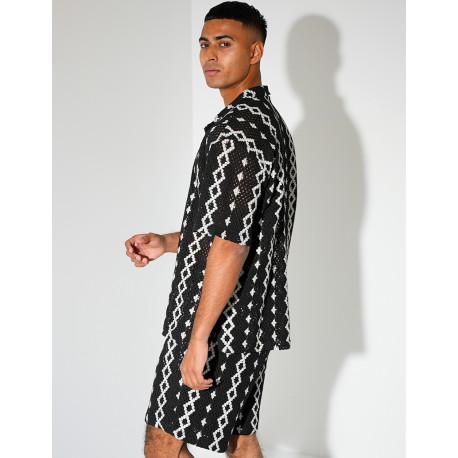 Ensemble ajouré short et chemise à motifs