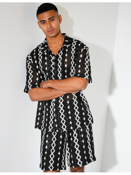 Ensemble ajouré short et chemise à motifs