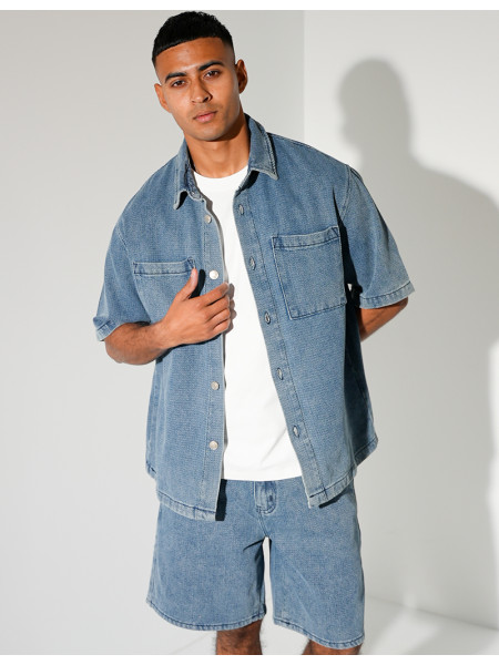 Ensemble en jeans short et chemise texturé