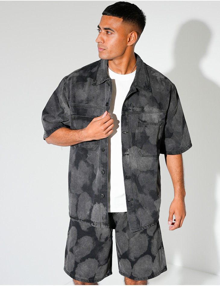 Ensemble en jeans short et chemise