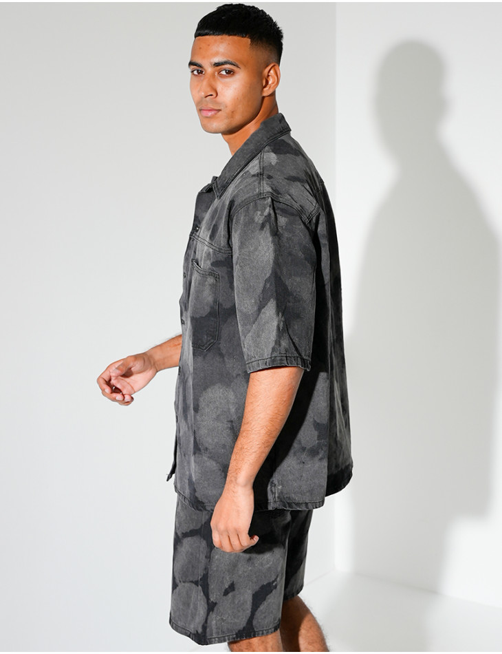 Ensemble en jeans short et chemise