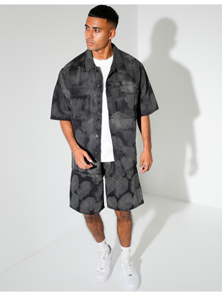 Ensemble en jeans short et chemise