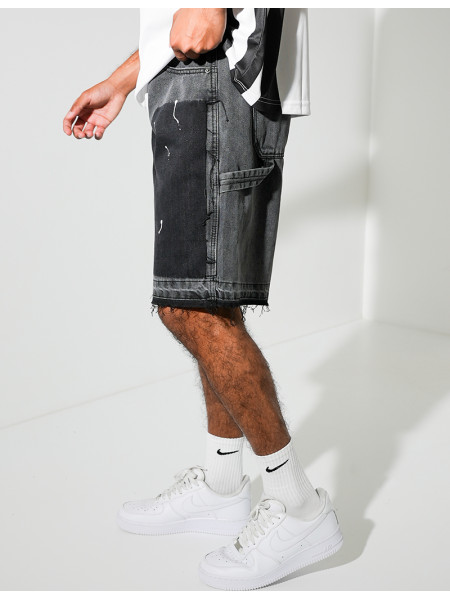 Short en jeans à empiècements contrastants & tâches de peinture