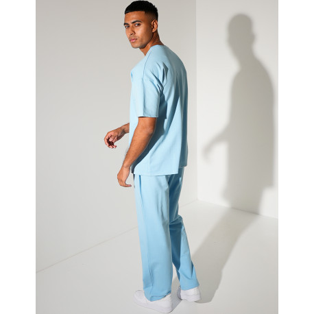 Ensemble uni pantalon à bande et t-shirt