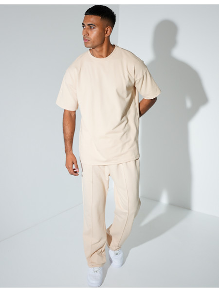 Ensemble uni pantalon à bande et t-shirt