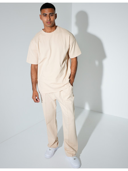 Ensemble uni pantalon à bande et t-shirt