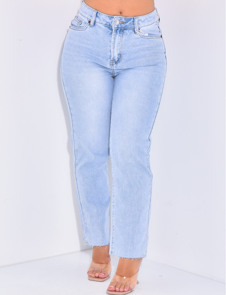 High-waisted mom jeans with light wash