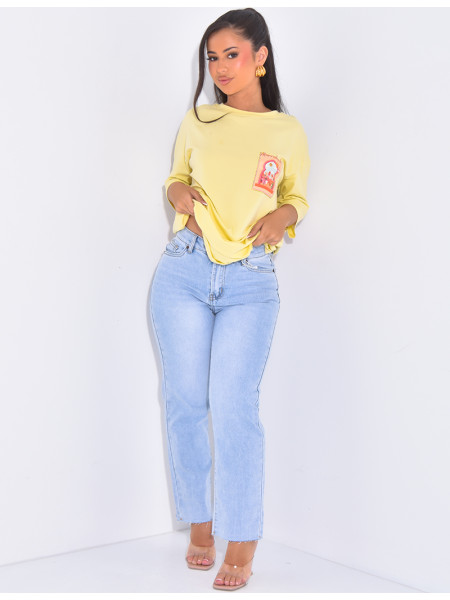 High-waisted mom jeans with light wash