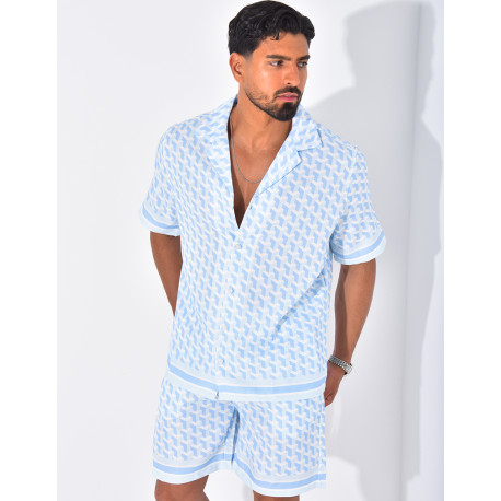 Ensemble short et chemise à motifs géométriques