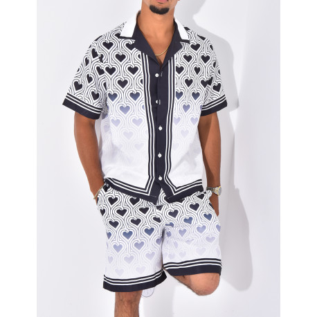 Ensemble short et chemise à motifs coeurs
