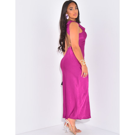 Robe longue sans manche en satin à col drapé