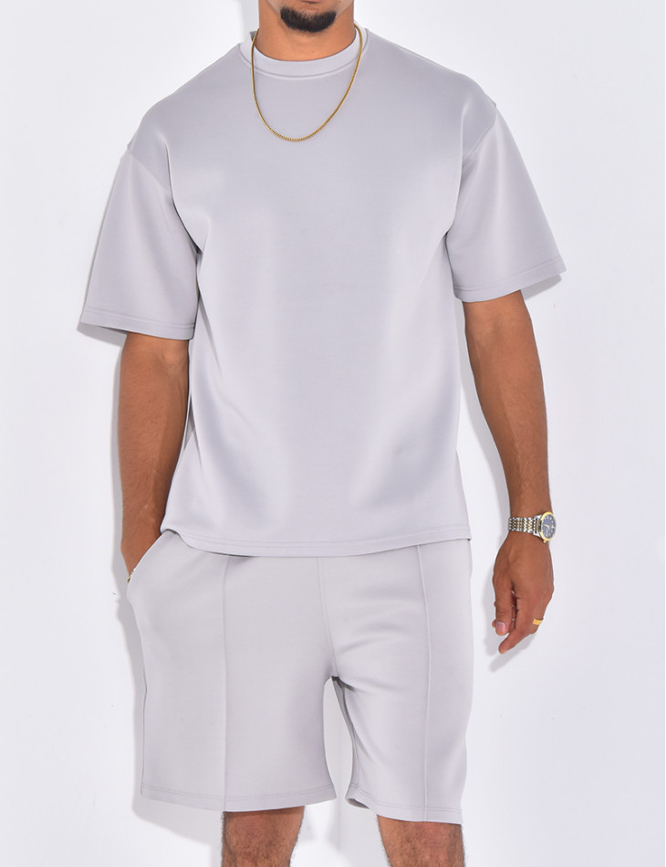 Set aus T-Shirt und Shorts