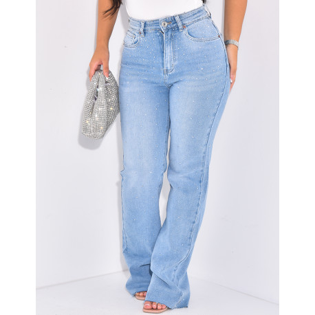 High-waisted straight-leg jeans with rhinestones on both sides