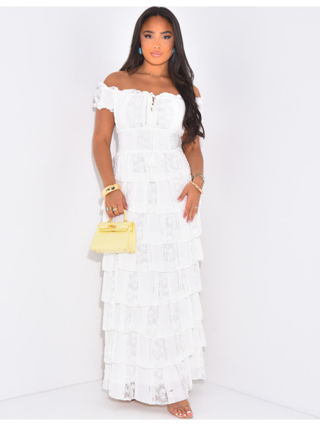 Robe longue épaules dénudées à volants en dentelle