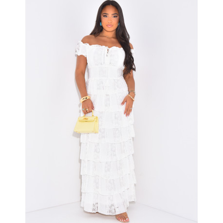 Robe longue épaules dénudées à volants en dentelle