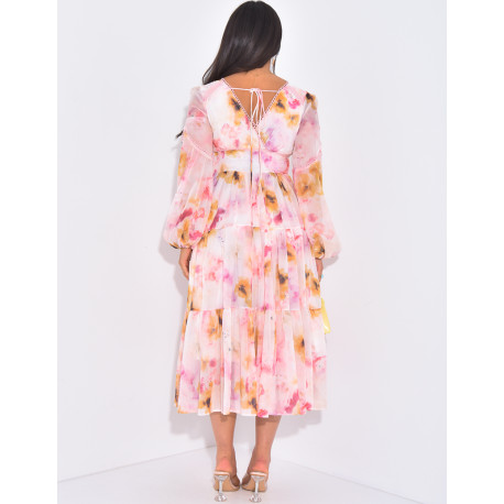 Kleid aus geblümtem Voile mit Stickereien