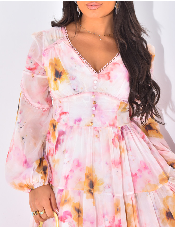 Kleid aus geblümtem Voile mit Stickereien