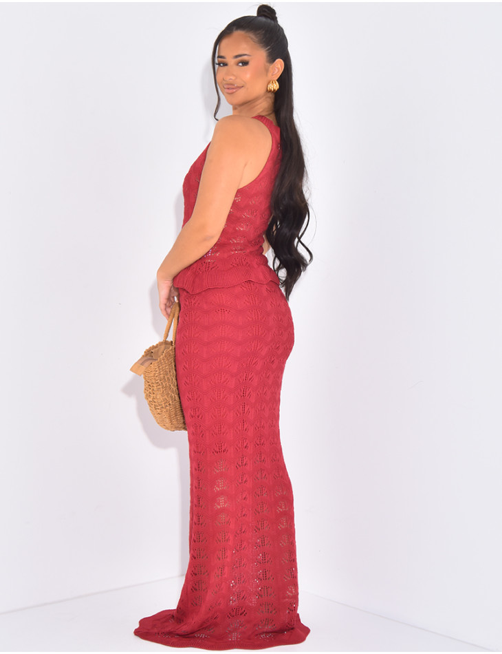 Gehäkeltes Ensemble aus langem Rock und Rüschentop