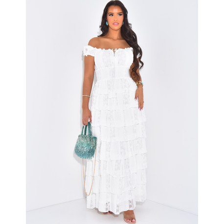 Robe longue épaules dénudées à volants en dentelle