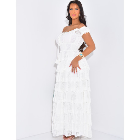 Robe longue épaules dénudées à volants en dentelle