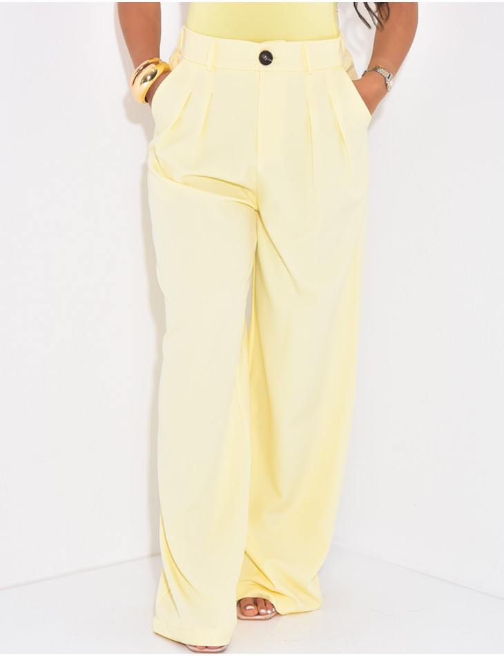 Wide-leg tailored trousers with darts