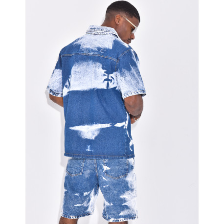 Ensemble en jeans short et chemise à couleurs contrastantes