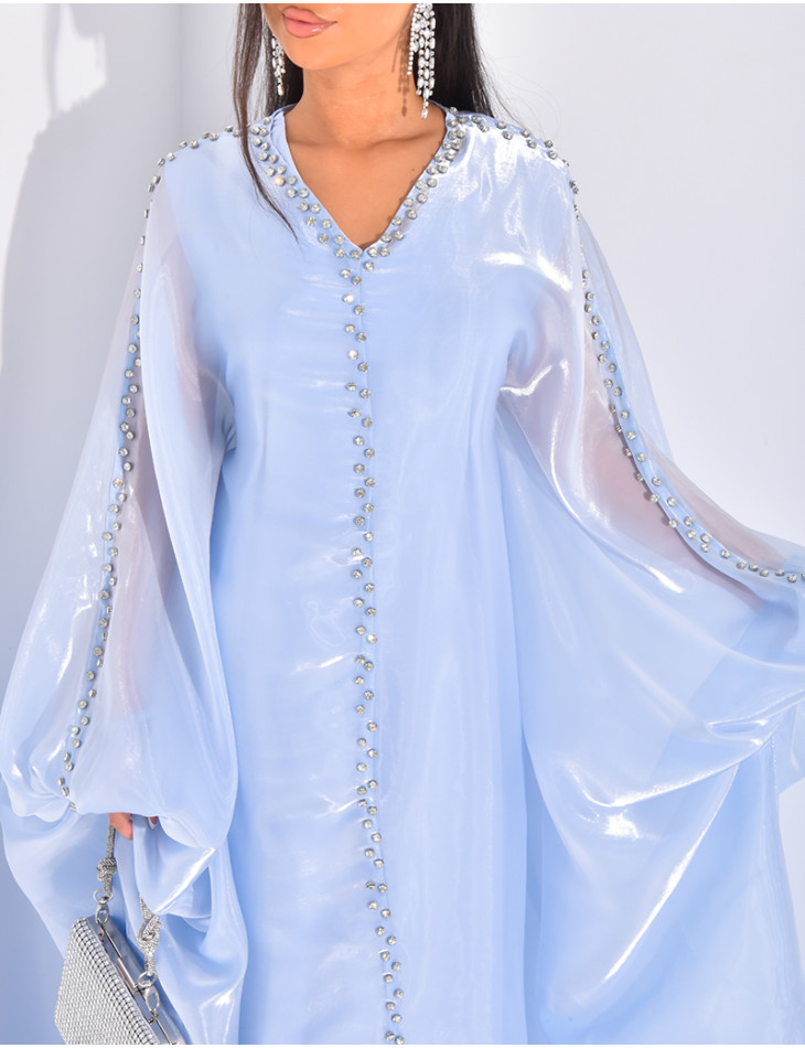 Ensemble robe et voile irrisé à bijoux à l'avant