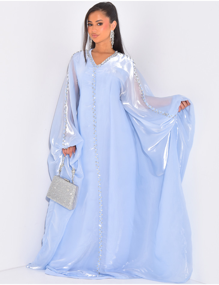 Ensemble robe et voile irrisé à bijoux à l'avant