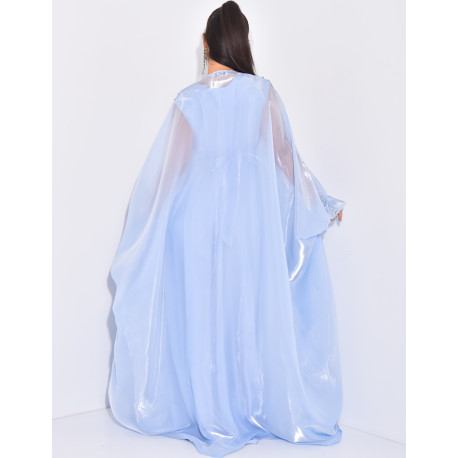 Ensemble robe et voile irrisé à bijoux à l'avant