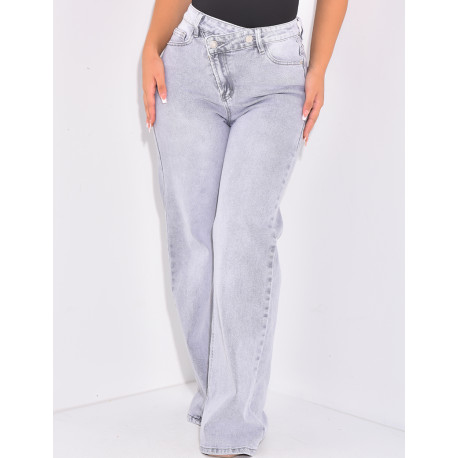 Washed-out straight-leg jeans with asymmetrical button placket