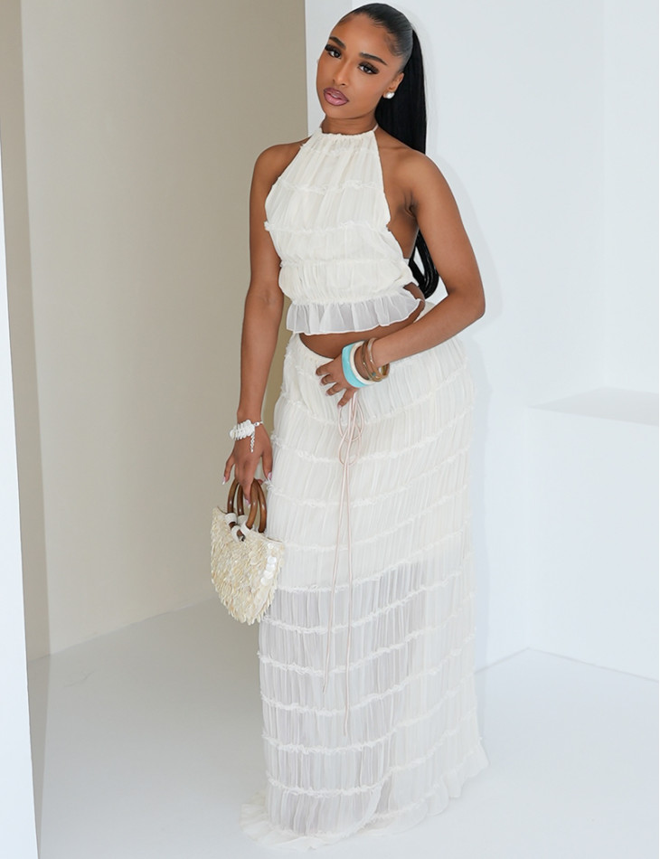 Ensemble croptop dos nu et jupe taille haute froncée