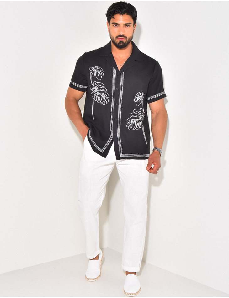 Chemise manches courtes à motifs brodés