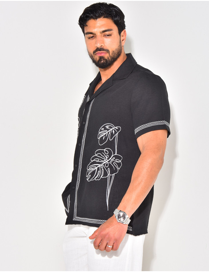 Chemise manches courtes à motifs brodés
