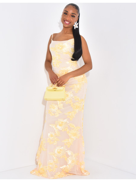 Robe longue à fleurs brodées & fines bretelles
