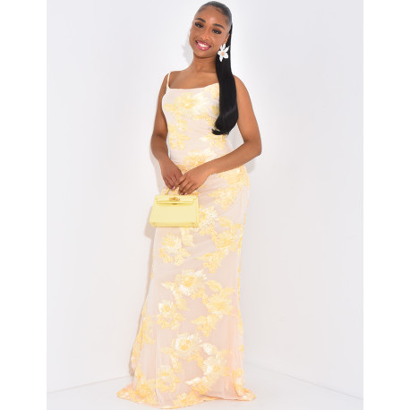 Robe longue à fleurs brodées & fines bretelles