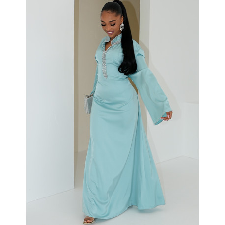 Abaya premium en satin à cristaux brodés à la main & ceinture à la taille