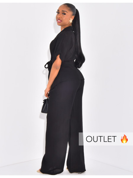 Wickelhemd und fließende Hose mit geradem Bein