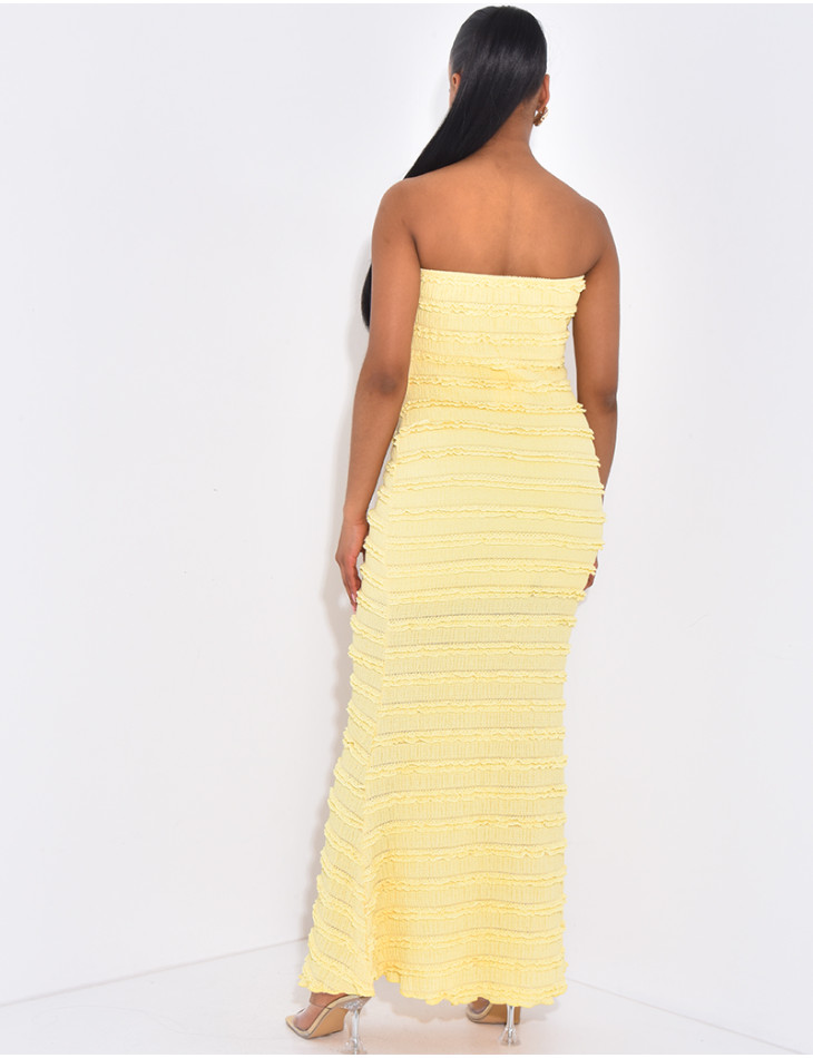 Robe bustier longue texturée à bijoux à la poitrine