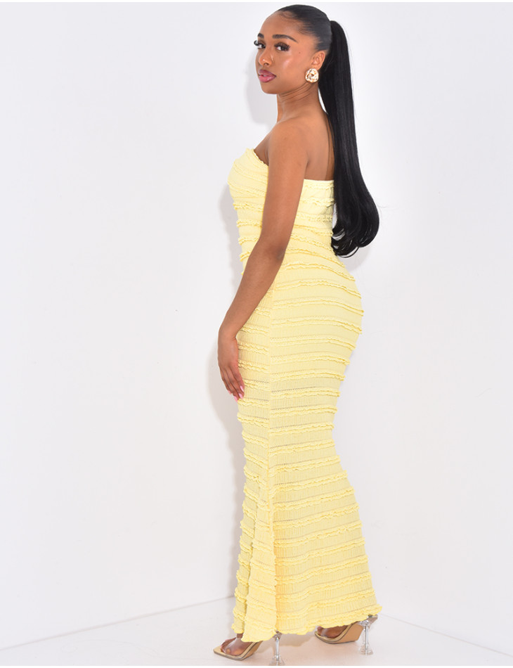 Robe bustier longue texturée à bijoux à la poitrine