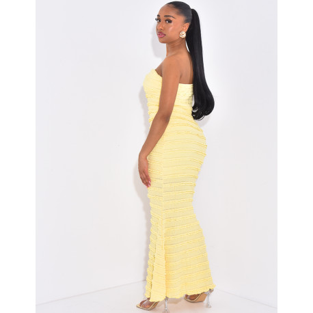 Robe bustier longue texturée à bijoux à la poitrine