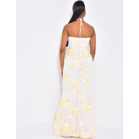 Long backless dress with embroidered flowers